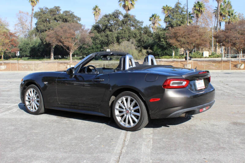 2017 FIAT 124 Spider Lusso