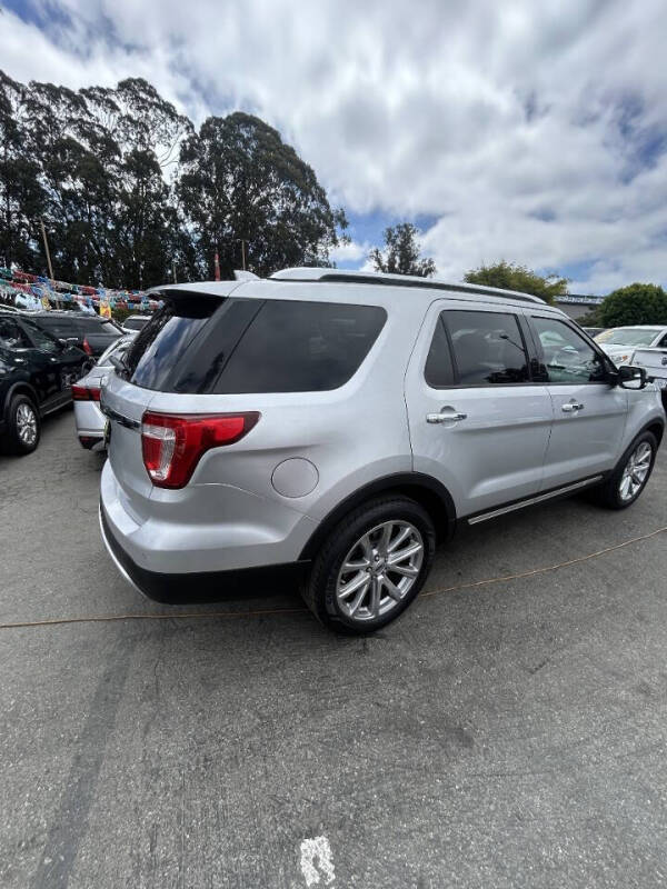 2017 Ford Explorer Limited