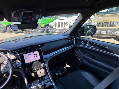 2022 Jeep Grand Cherokee Trailhawk