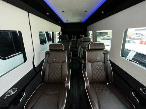 2019 Mercedes-Benz Sprinter Shuttle