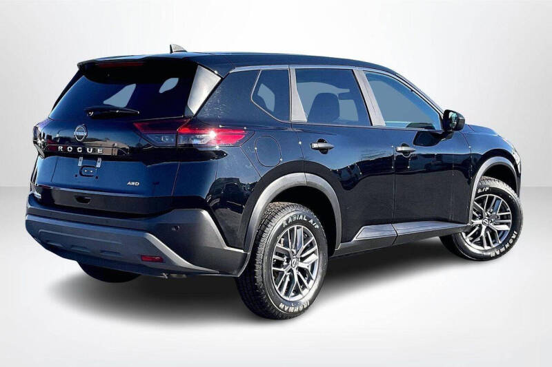 2023 Nissan Rogue S