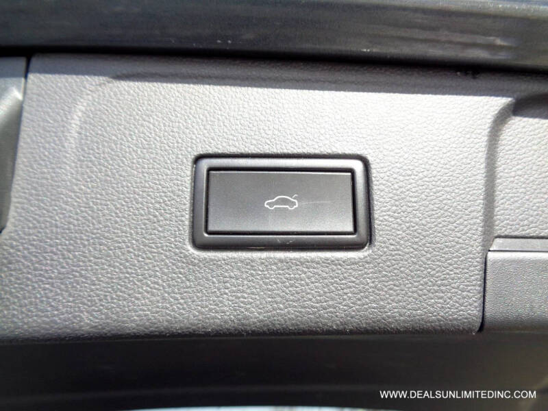 2018 Volkswagen Atlas V6 SEL 4Motion