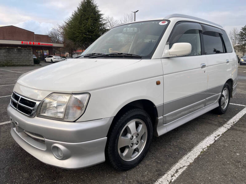 1998 Daihatsu Pyzar Charade