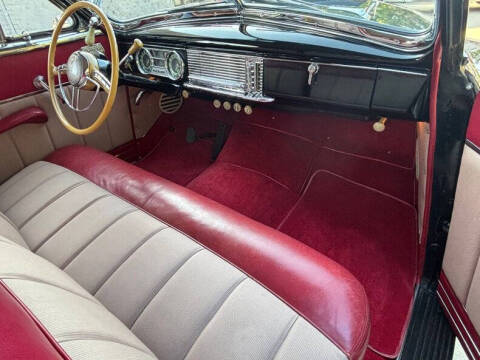 1950 Packard Custom 8 Victoria