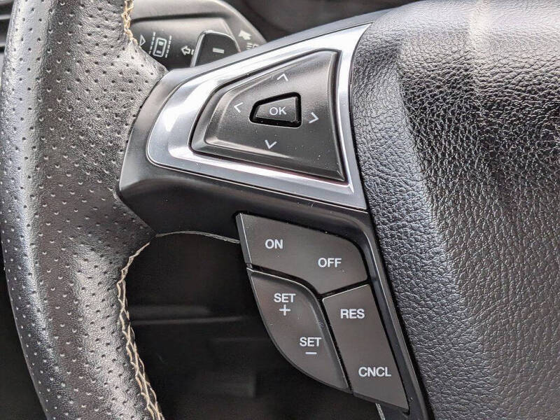 2022 Ford Edge ST