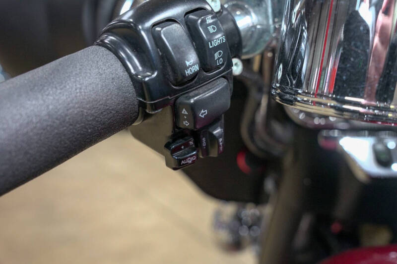 2003 Harley-Davidson FLH