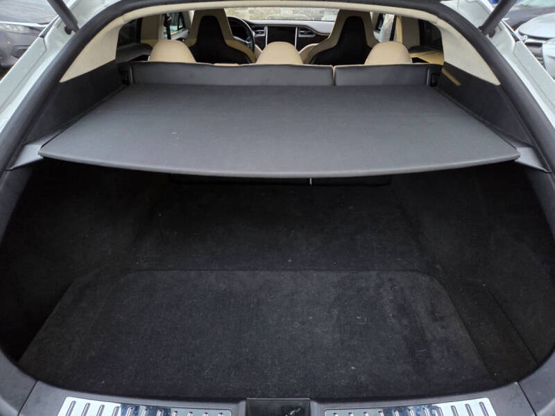 2013 Tesla Model S Performance