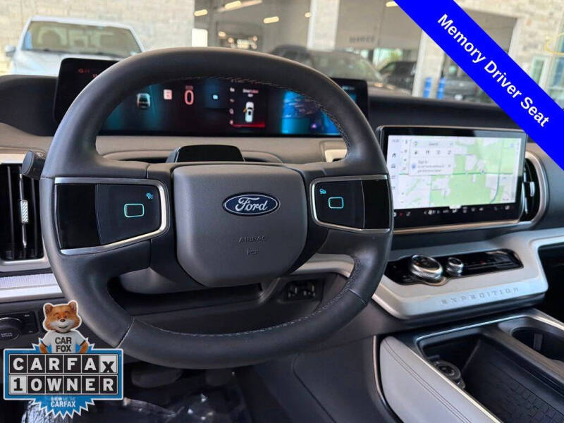 2025 Ford Expedition Active