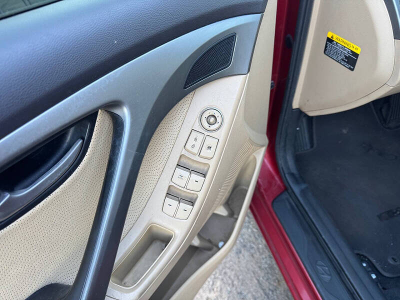 2012 Hyundai Elantra Limited