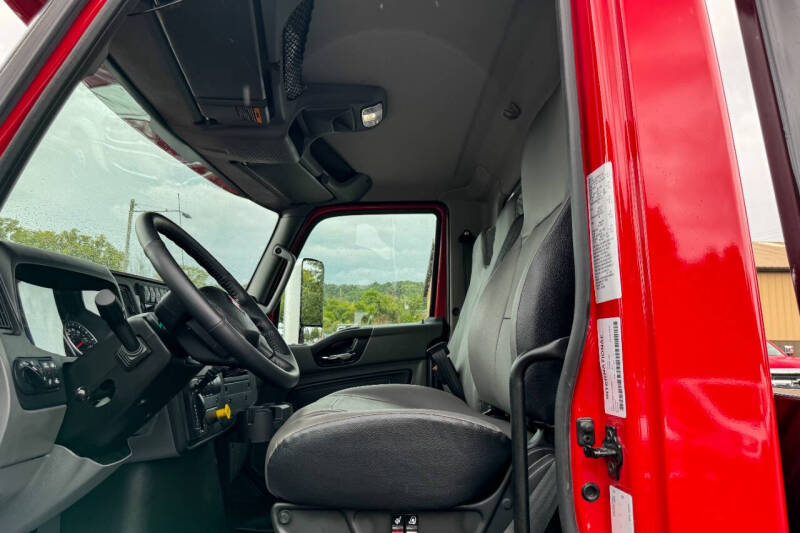 2025 International MV607