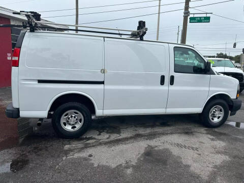 2019 Chevrolet Express 2500