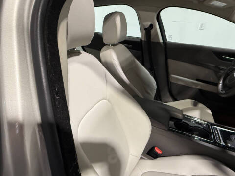 2017 Jaguar XE 20d Premium