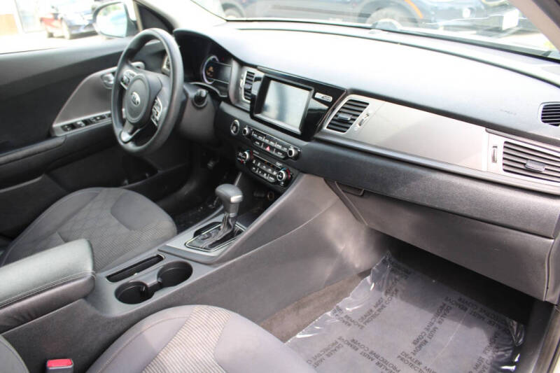 2018 Kia Niro FE