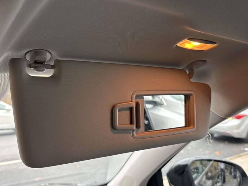 2022 Volkswagen Taos SE 4Motion