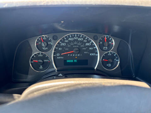 2024 Chevrolet Express Reefer Van