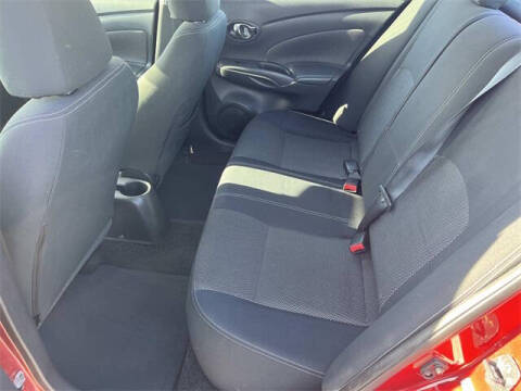 2017 Nissan Versa 1.6 SV