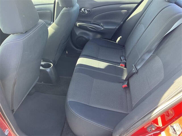 2017 Nissan Versa 1.6 SV