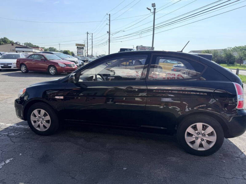 2011 Hyundai Accent GL