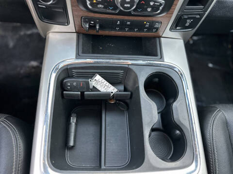 2016 RAM 3500 Laramie