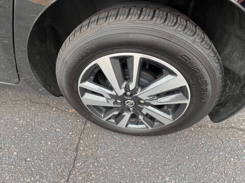 2022 Nissan Versa SV