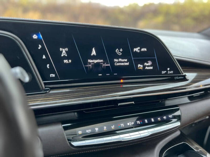 2021 Cadillac Escalade Sport