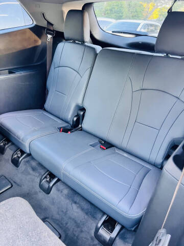 2021 Buick Enclave Essence