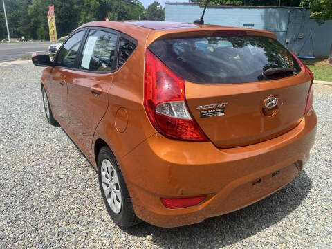 2015 Hyundai Accent GS