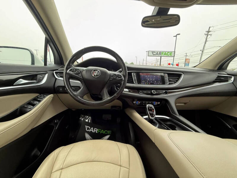 2021 Buick Enclave Essence