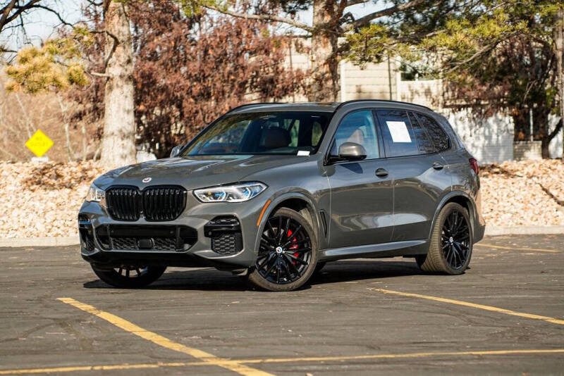 2023 BMW X5 M50i