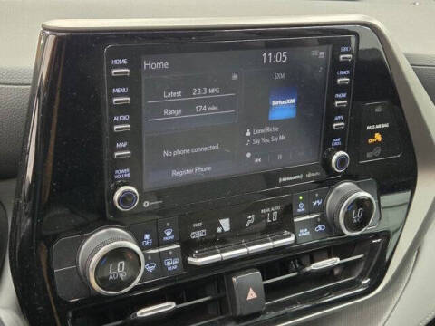 2021 Toyota Highlander LE