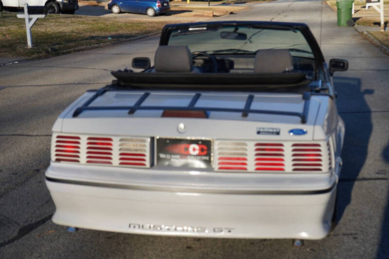 1989 Ford Mustang