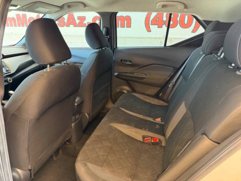2020 Nissan Kicks SV