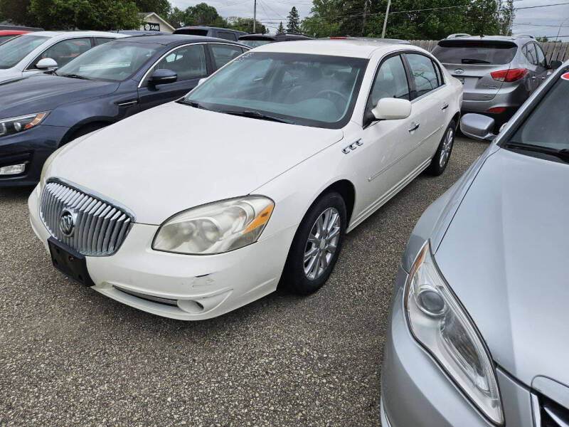 2011 Buick Lucerne CXL's photo