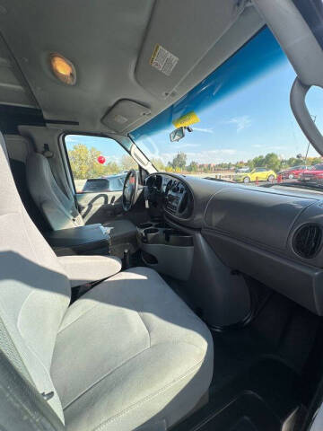 2008 Ford E-Series E-250