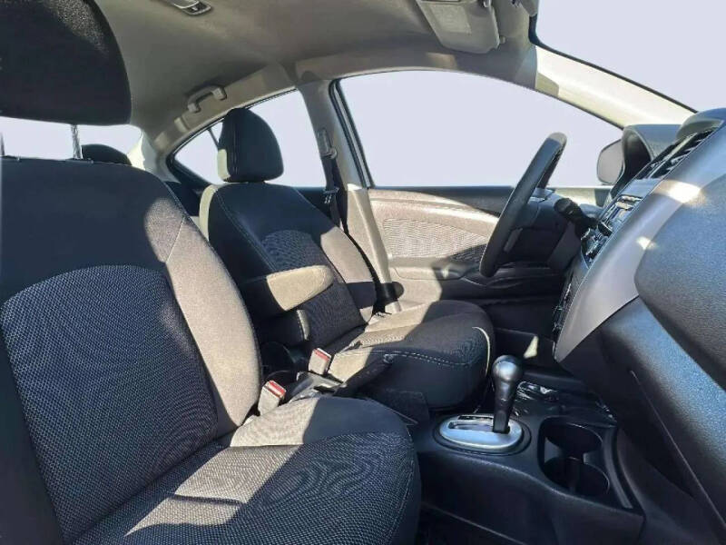 2016 Nissan Versa 1.6 S