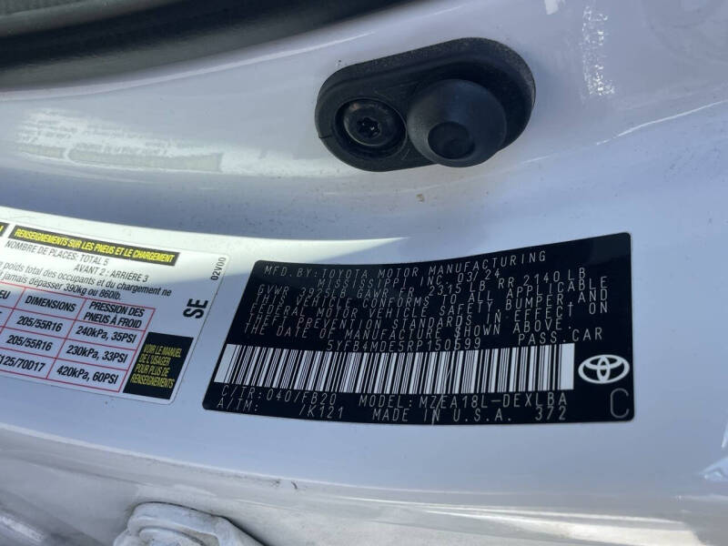 2024 Toyota Corolla LE