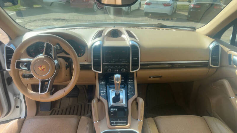 2016 Porsche Cayenne