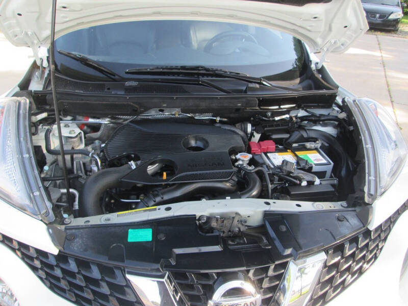 2017 Nissan JUKE SL