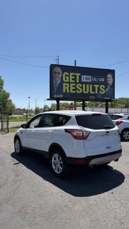 2017 Ford Escape SE