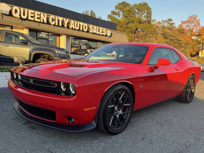 2016 Dodge Challenger Scat Pack's photo