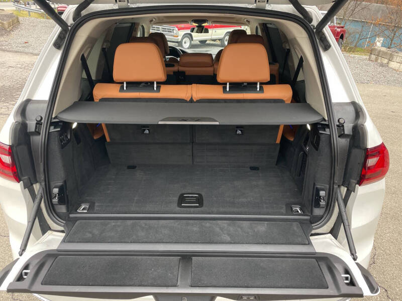 2022 BMW X7 xDrive40i