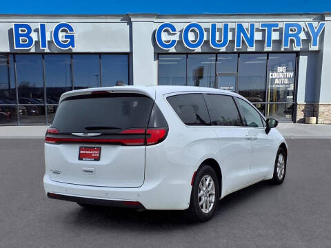 2024 Chrysler Pacifica Touring L