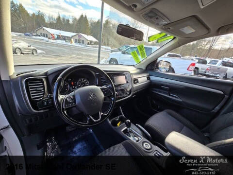 2016 Mitsubishi Outlander SE