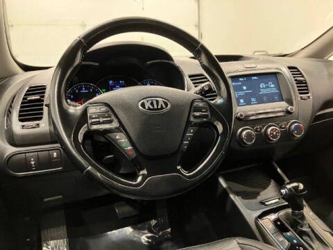 2017 Kia Forte5 EX