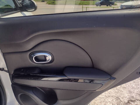 2014 Kia Soul +