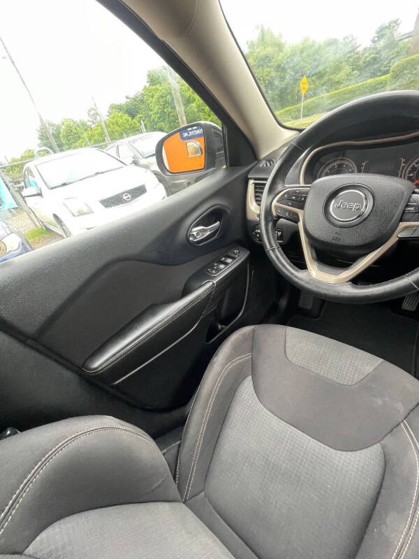 2015 Jeep Cherokee Altitude