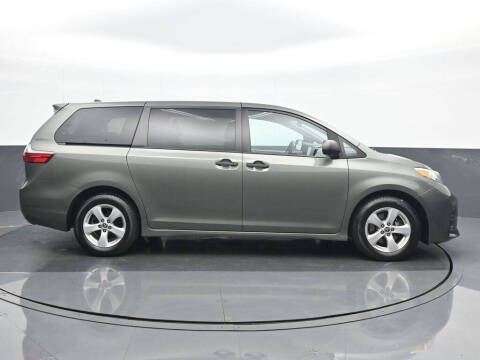 2020 Toyota Sienna L 7-Passenger