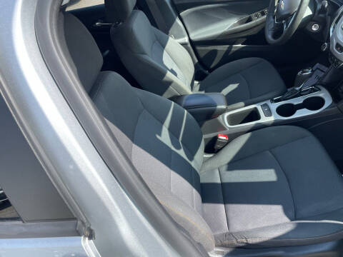 2017 Chevrolet Cruze LS Auto