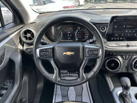 2024 Chevrolet Blazer LT