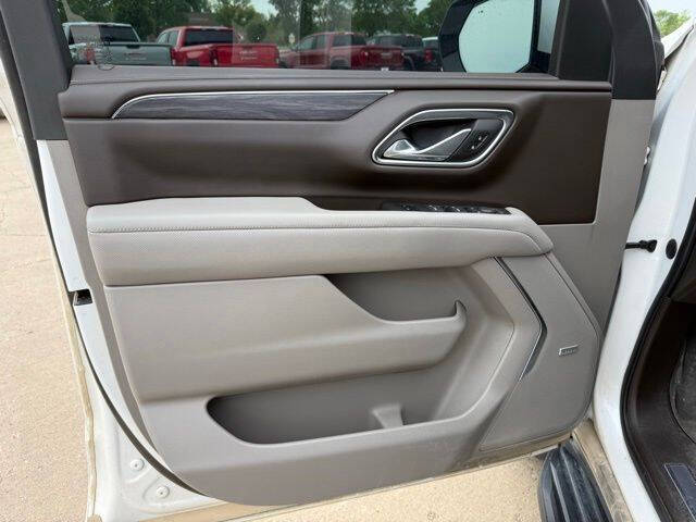 2023 GMC Yukon XL SLT